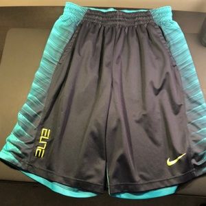 Nike basketball shorts size large.